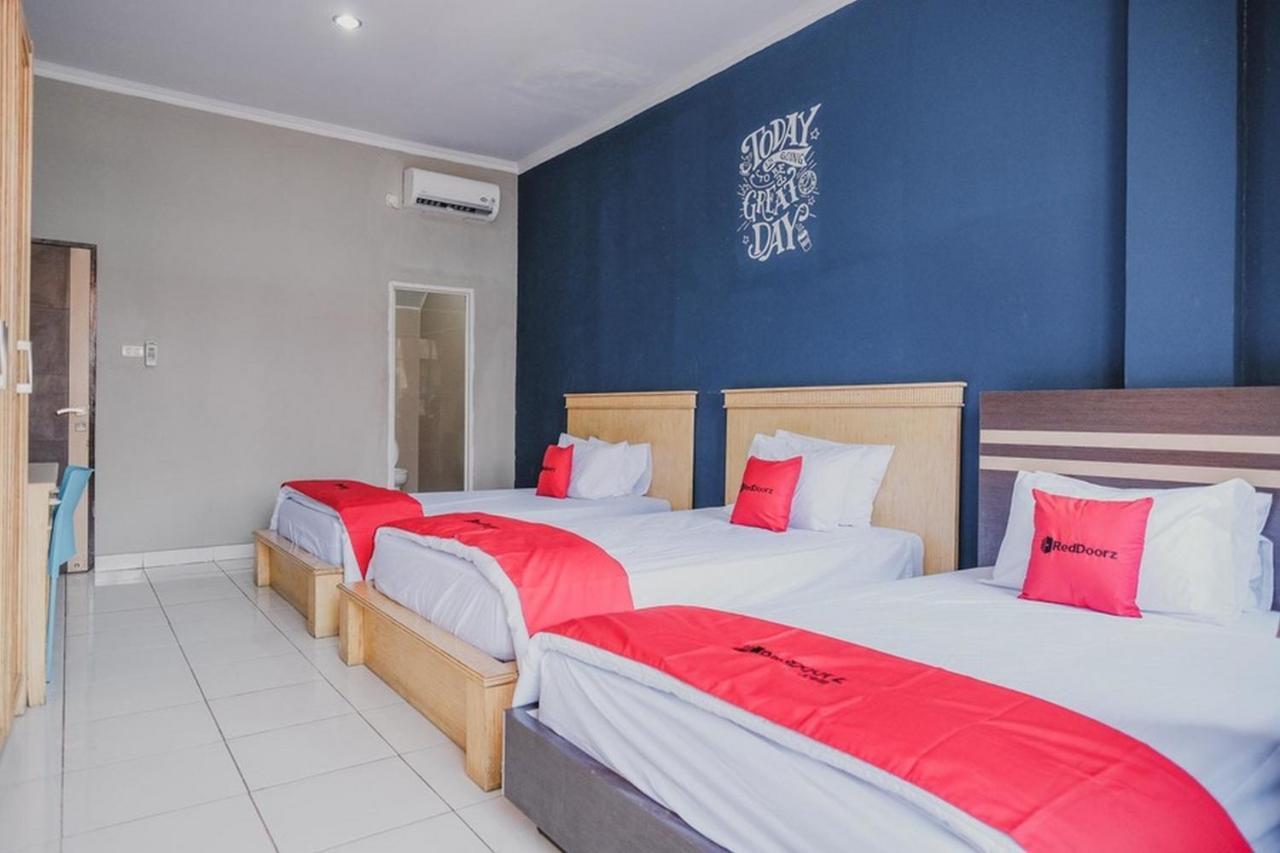 Reddoorz @ Jalan Hayam Wuruk Lampung 2 Hotel Bandar Lampung Exterior photo